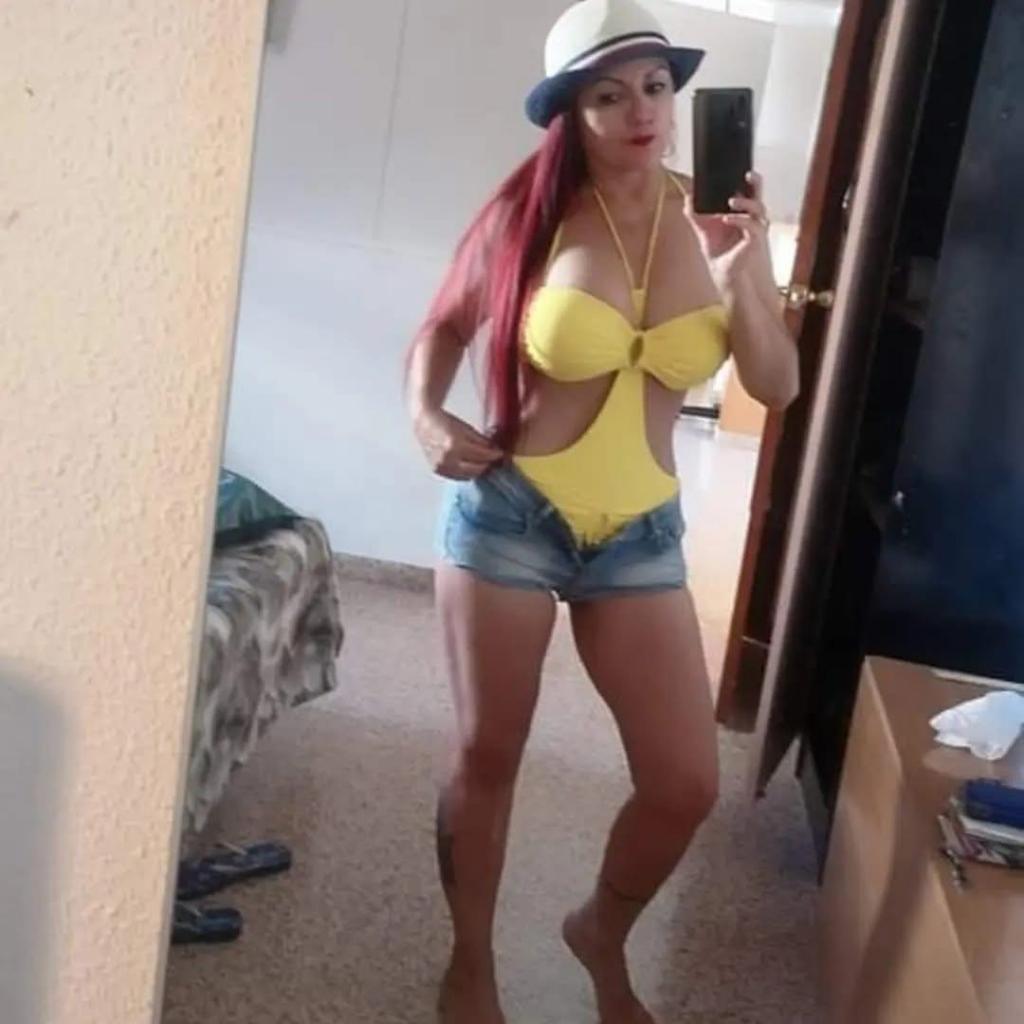 663582593: Chica busca chico en Segovia