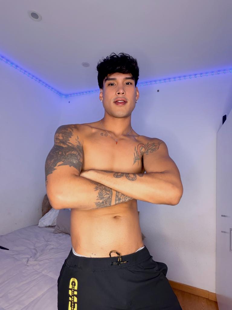 662452942: Chico busca chica en Valencia