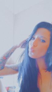 643934920: Chica busca chico en Sevilla