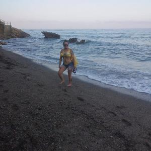 663582593: Chica busca chico en Segovia