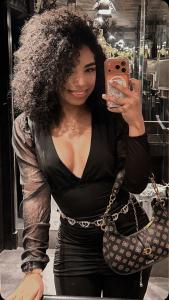 613577357: Transexual en Zaragoza