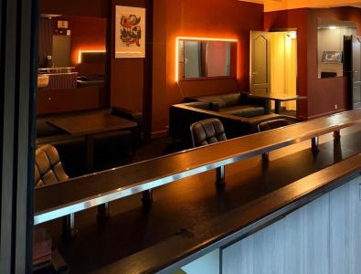 613587384:  en Barcelona