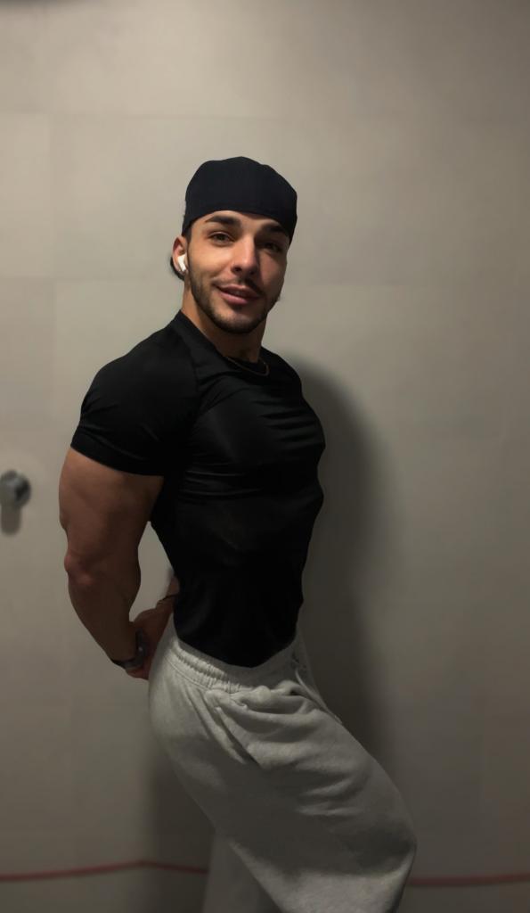 633498728: Chico busca chica en Salamanca