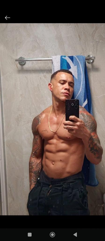 613998179: Chico busca chica en Las Palmas