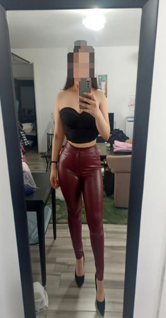 666651296: Chica busca chico en Valencia