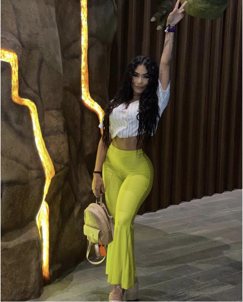 Chica busca chico en Almería: 