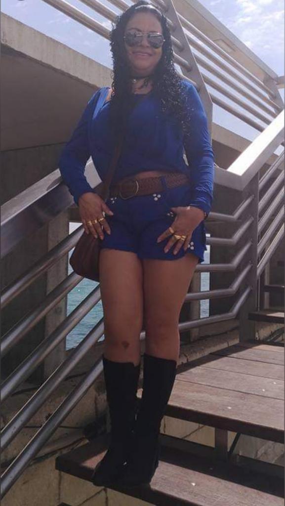 678633799: Chica busca chico en Alicante