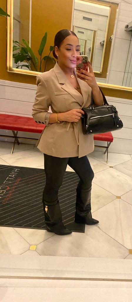 624916250: Chica busca chico en Zaragoza