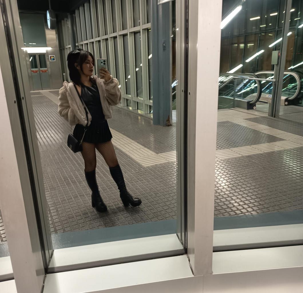 Chica busca chico en Tarragona: Chica busca chico