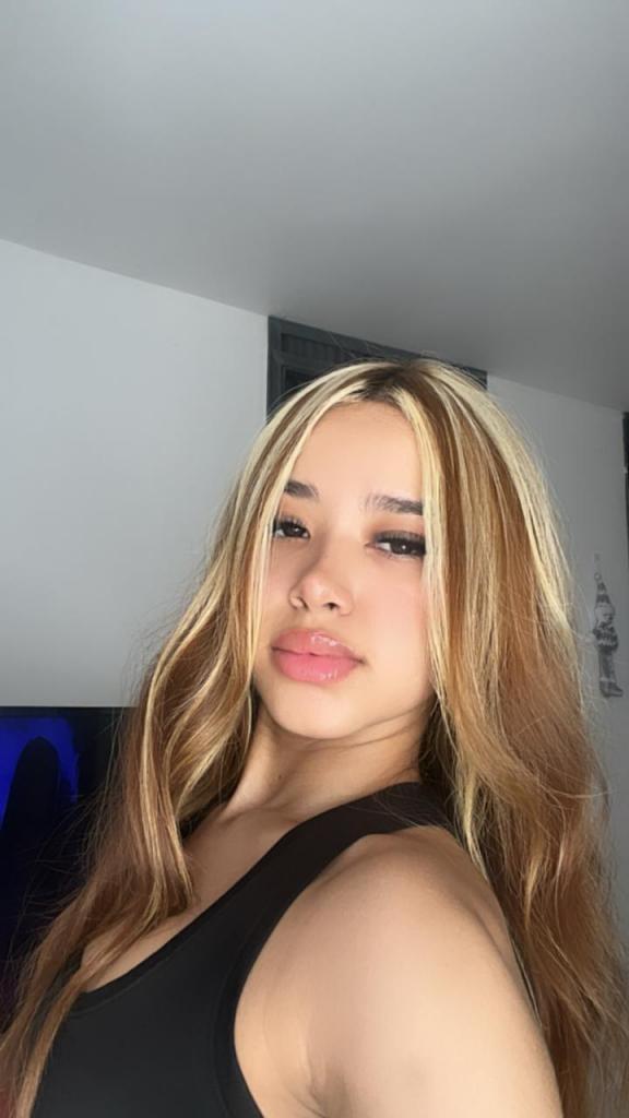 604252168: Chica busca chico en Asturias