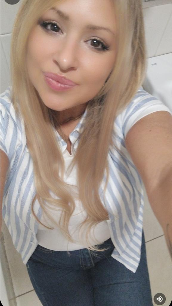 646185525: Chica busca chico en Gerona