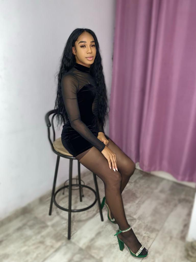 613418813: Transexual en Valencia