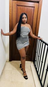 672128636: Chica busca chico en Sevilla