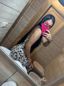 614817117: Chica busca chico en Barcelona