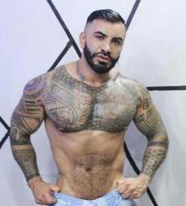 624351648: Chico busca chica en Barcelona