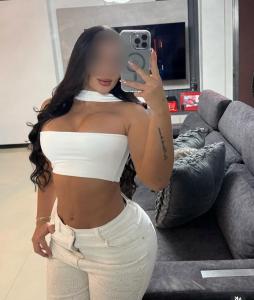 617095581: Chica busca chico en Granada