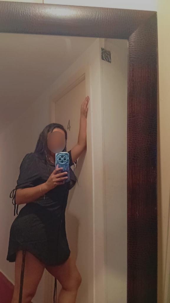 627695156: Chica busca chico en Valencia