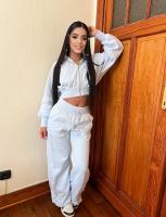 613825812: Chica busca chico en Valencia