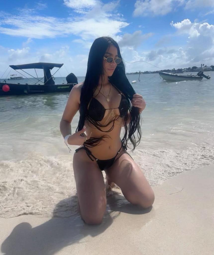 Chica busca chico en Alicante: Chica busca chico