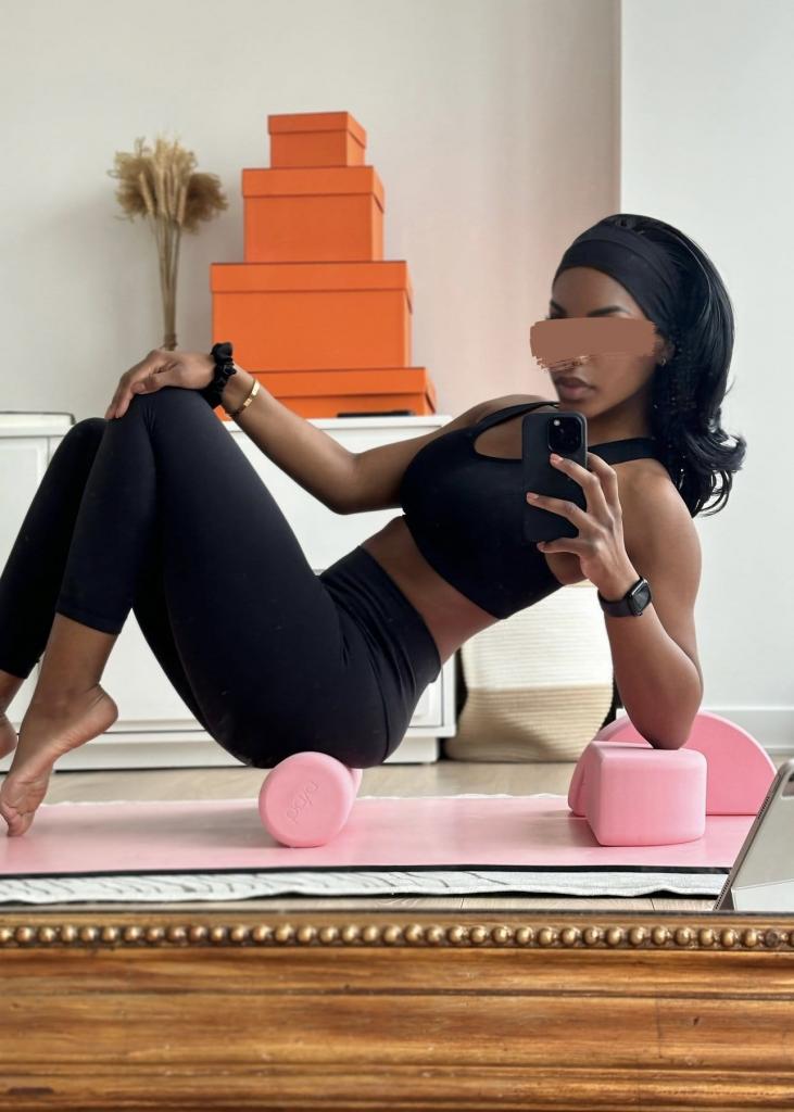 611264061: Chica busca chico en Barcelona