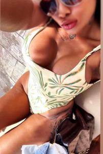 674974790: Chica busca chico en Málaga