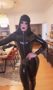 610235141: Travesti en Pontevedra