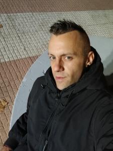 610917727: Chico busca chica en Madrid