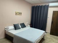 605504350:  en Cádiz