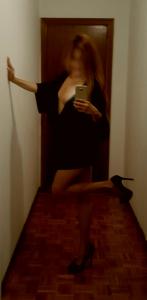 631474593: Chica busca chico en Barcelona