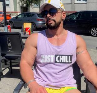 Chico busca chica en Barcelona: 