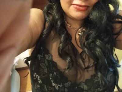 622044057: Chica busca chico en La Coruña