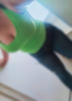 697723547: Chica busca chico en Barcelona