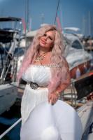 614257030: Chica busca chico en Barcelona