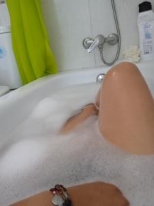 672533410: Chica busca chico en Cáceres