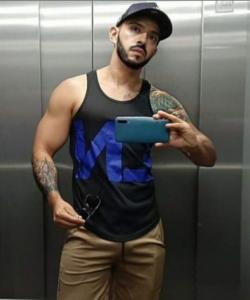 650711434: Chico busca chica en Badajoz