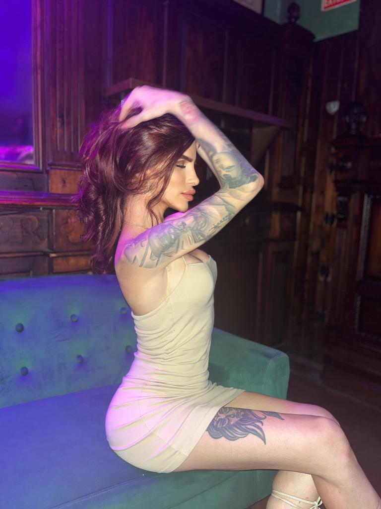 671285538: Travesti en Sevilla