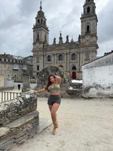 614854008: Transexual en Pontevedra