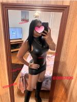 613967826: Chica busca chico en La Coruña