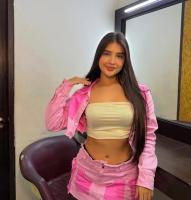 640720883: Chica busca chico en Barcelona