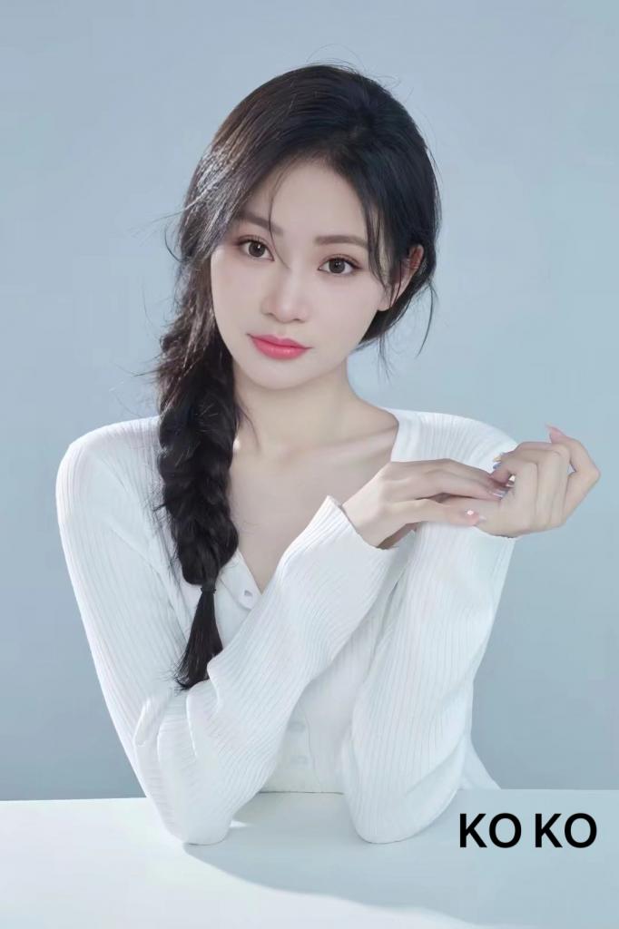 Chica busca chico en Ibiza: Chica busca chico