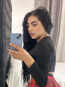 657629786: Chica busca chico en La Coruña