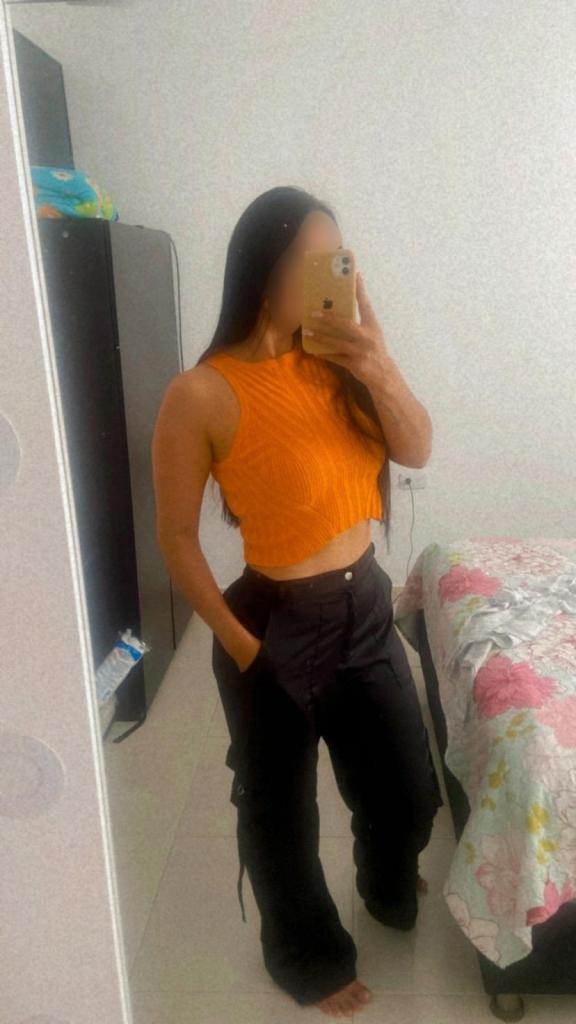 645089452: Chica busca chico en Cádiz