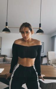 Chica busca chico en Ibiza: 