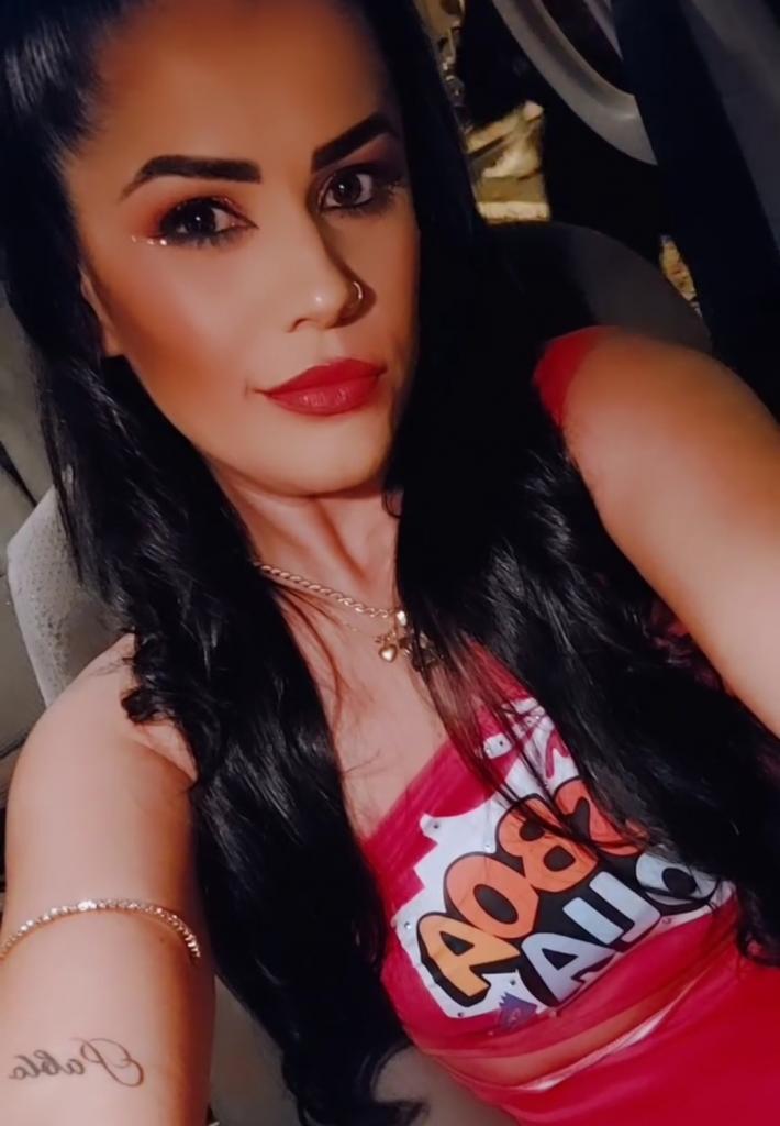 641895805: Chica busca chico en Zaragoza