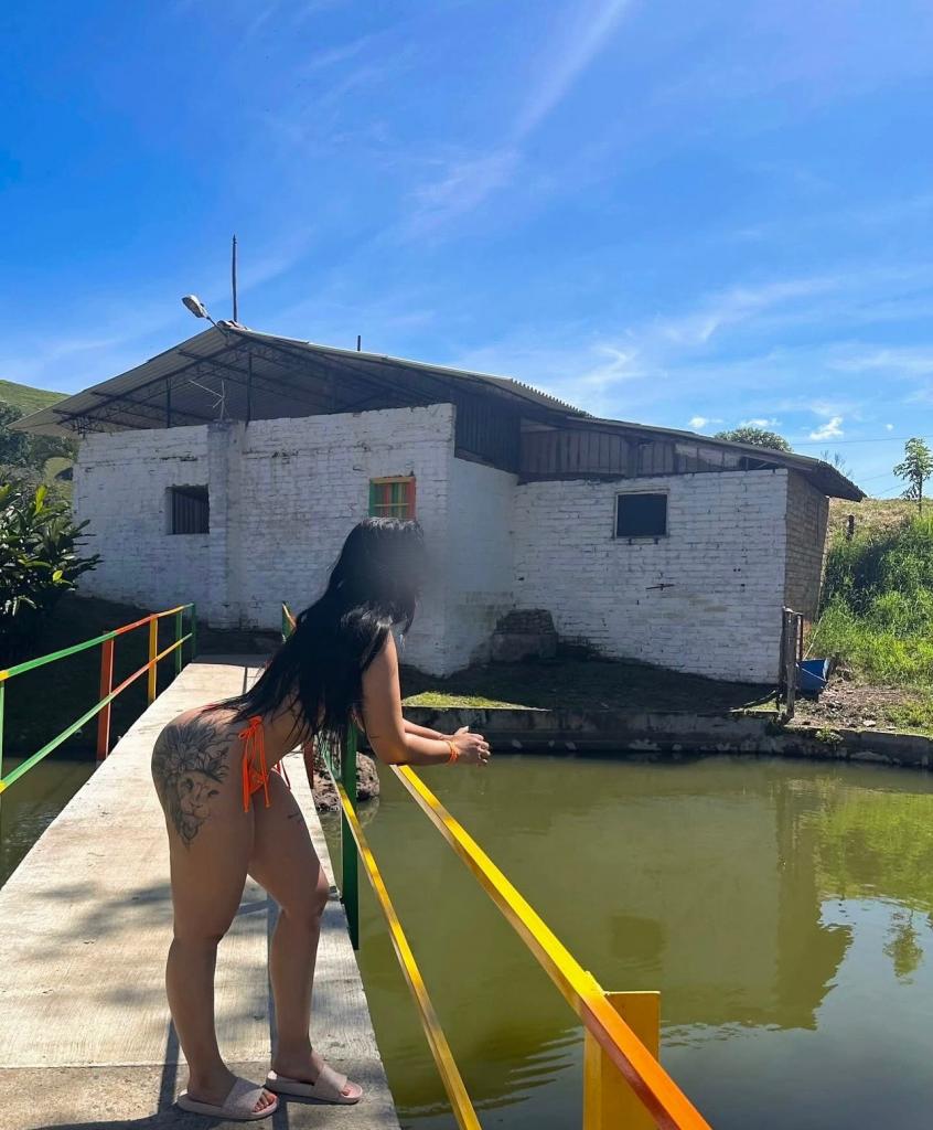 641286352: Chica busca chico en Huesca