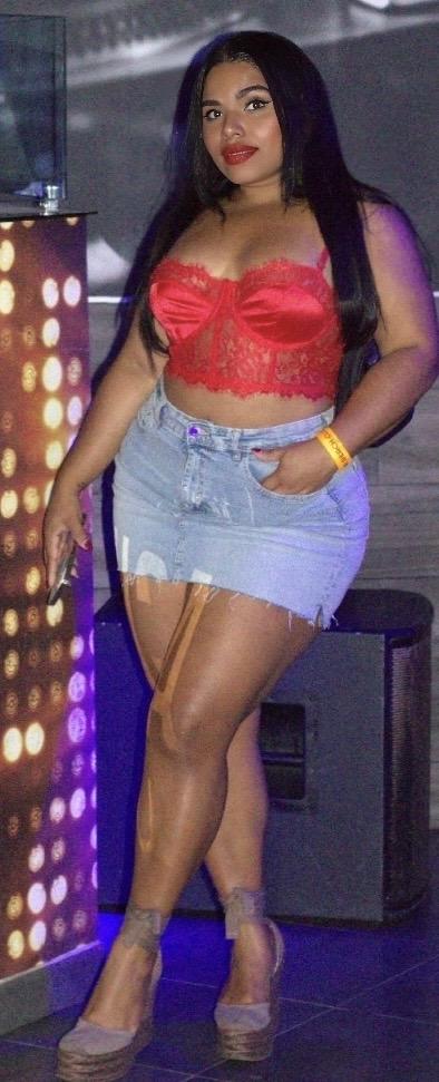 613757855: Chica busca chico en Madrid