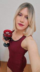 645762854: Travesti en Barcelona