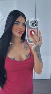 613758164: Chica busca chico en Tarragona