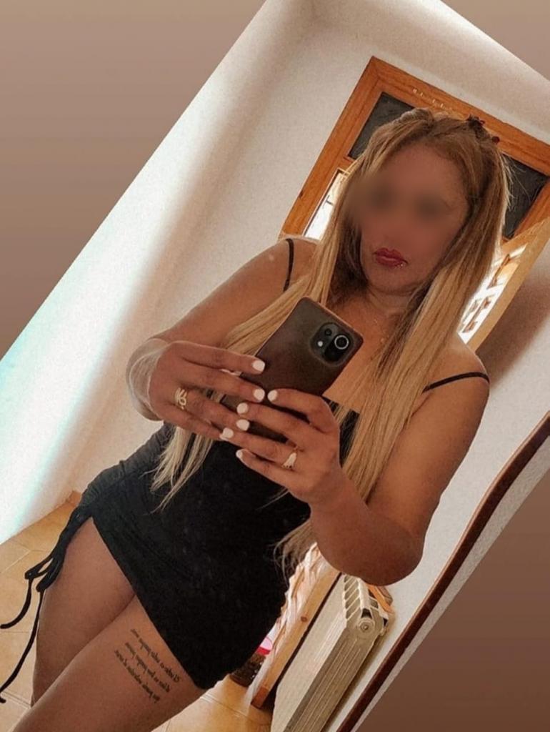663710848: Chica busca chico en Madrid