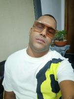 697721438: Chico busca chica en Madrid